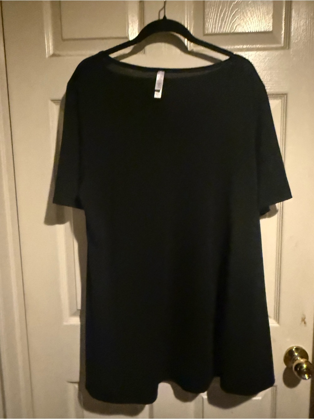 Black Short-Sleeve Women’s Top/Tunic